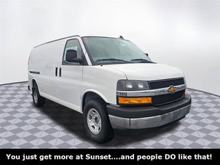 2025 Chevrolet Express Cargo 2500 WT