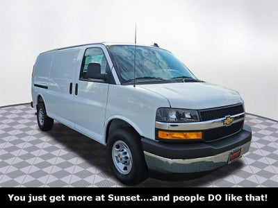 2025 Chevrolet Express Cargo 2500 WT