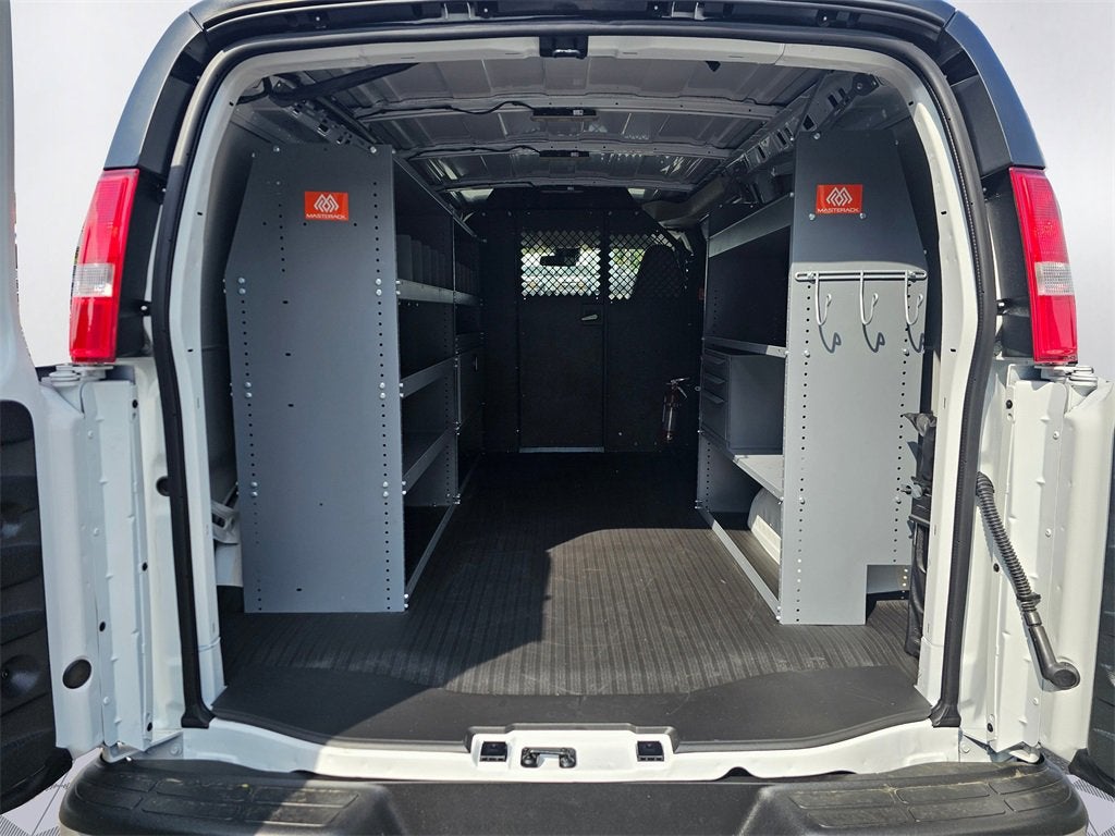 2025 Chevrolet Express Cargo 2500 WT