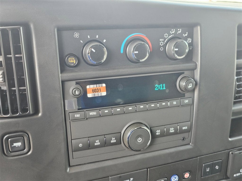 2025 Chevrolet Express Cargo 2500 WT