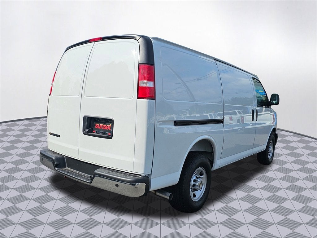 2025 Chevrolet Express Cargo 2500 WT