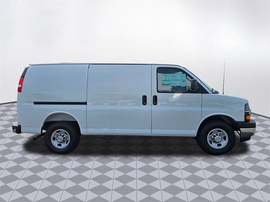 2025 Chevrolet Express Cargo 2500 WT