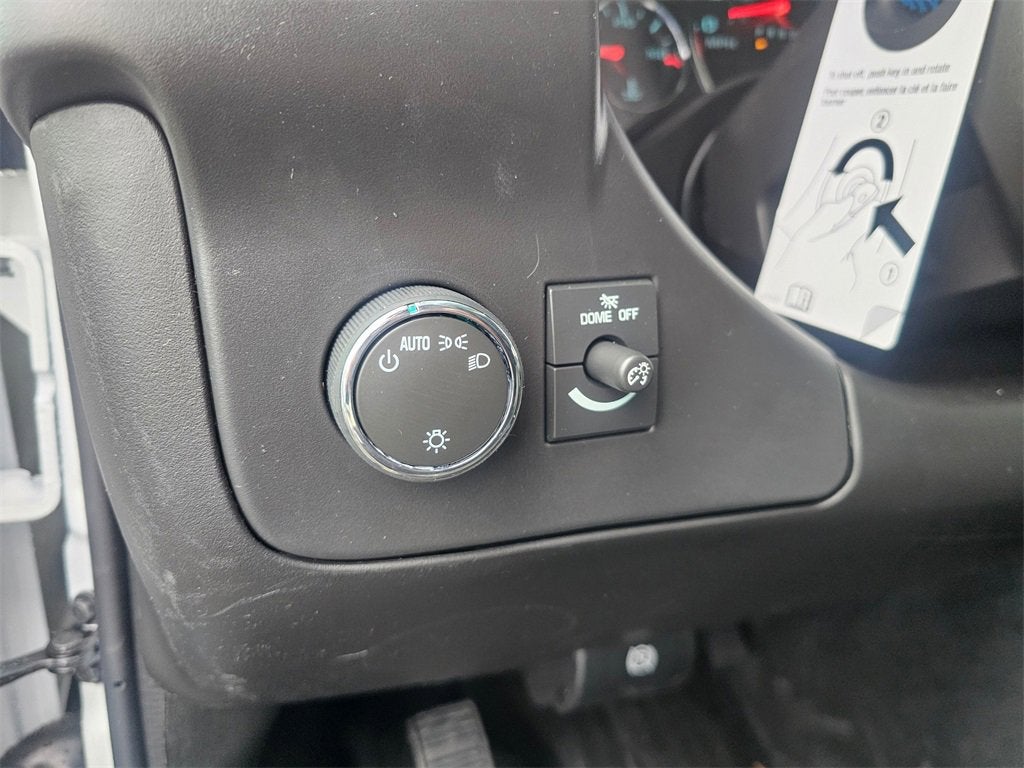 2025 Chevrolet Express Cargo 2500 WT