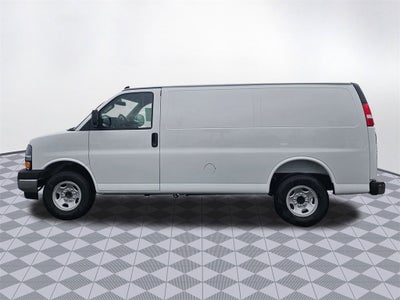 2025 Chevrolet Express Cargo 2500 WT