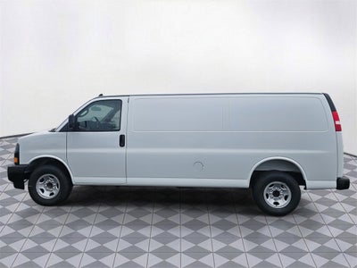 2025 Chevrolet Express Cargo 2500 WT