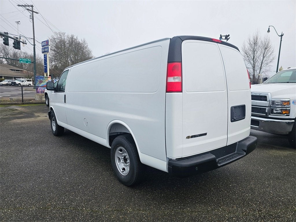 2025 Chevrolet Express Cargo 2500 WT