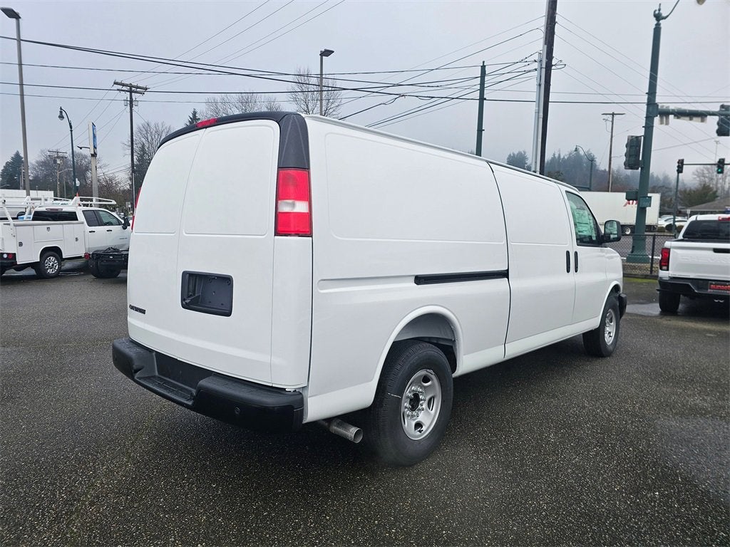 2025 Chevrolet Express Cargo 2500 WT