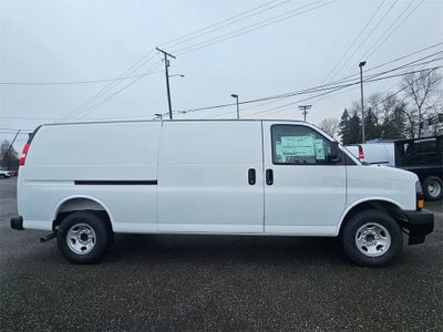 2025 Chevrolet Express Cargo 2500 WT