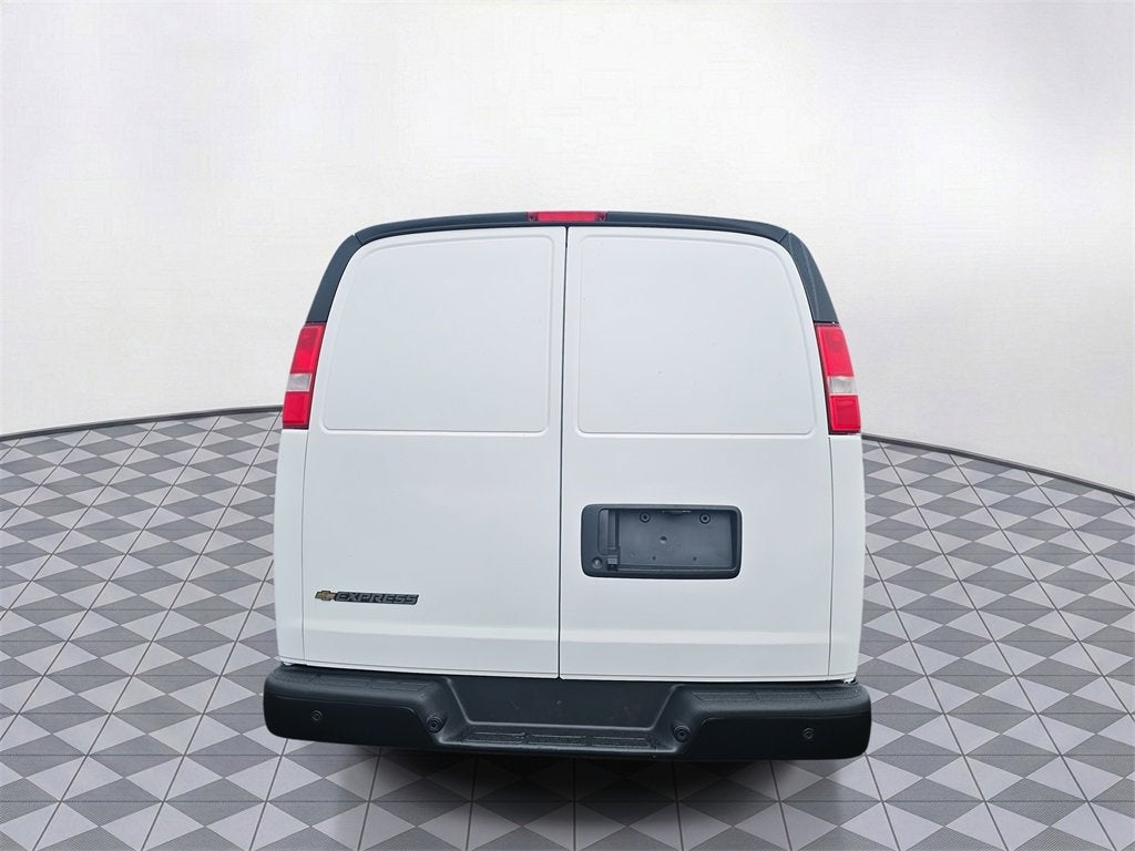 2025 Chevrolet Express Cargo 2500 WT