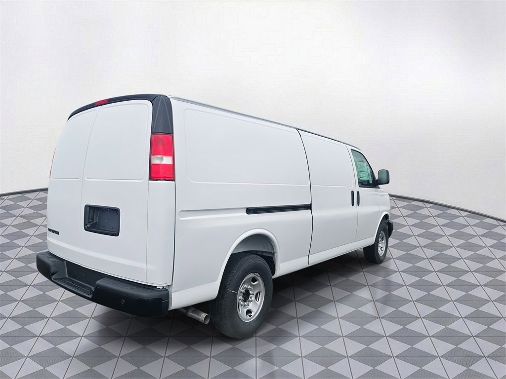2025 Chevrolet Express Cargo 2500 WT