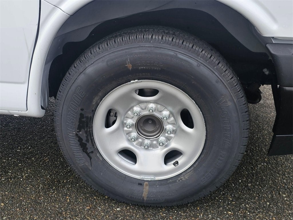 2025 Chevrolet Express Cargo 2500 WT