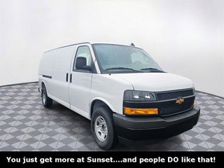 2025 Chevrolet Express Cargo 2500 WT