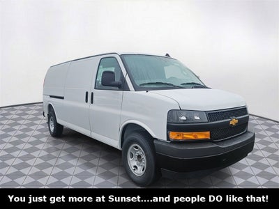 2025 Chevrolet Express Cargo 2500 WT
