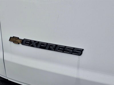 2025 Chevrolet Express Cargo 2500 WT