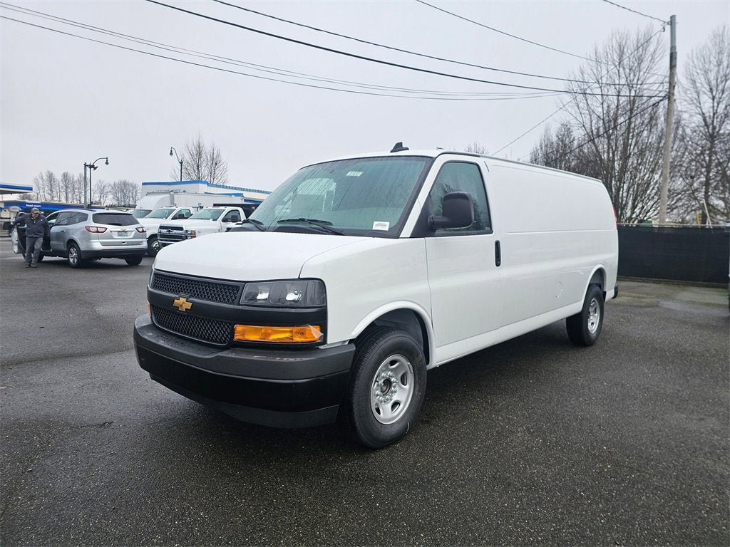 2025 Chevrolet Express Cargo 2500 WT