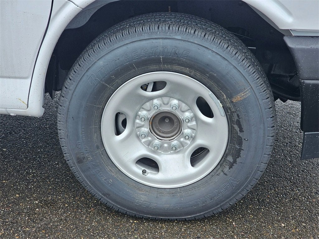 2025 Chevrolet Express Cargo 2500 WT