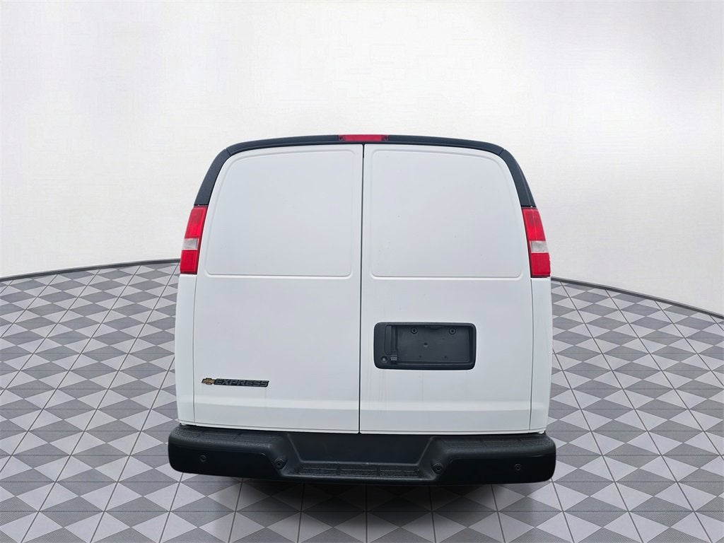 2025 Chevrolet Express Cargo 2500 WT