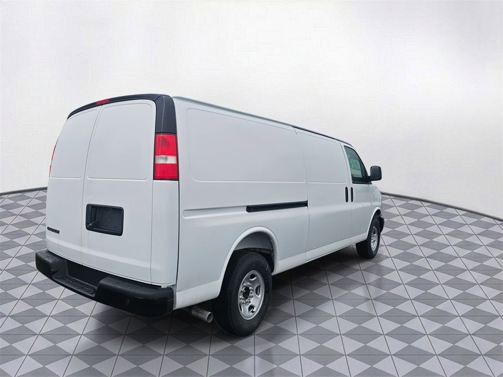 2025 Chevrolet Express Cargo 2500 WT