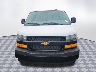 2025 Chevrolet Express Cargo 3500 WT