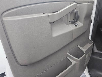 2025 Chevrolet Express Cargo 3500 WT