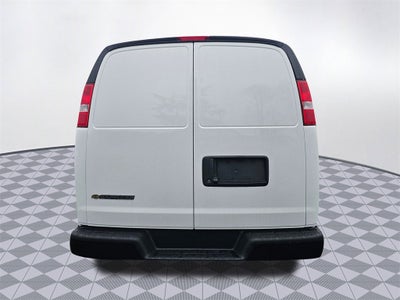 2025 Chevrolet Express Cargo 3500 WT