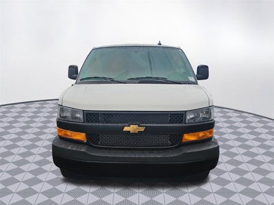 2025 Chevrolet Express Cargo 3500 WT
