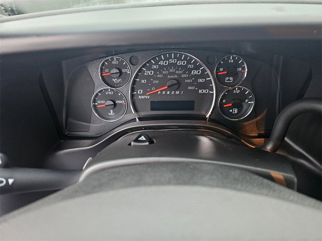 2025 Chevrolet Express Cargo 3500 WT