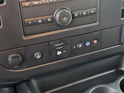 2025 Chevrolet Express Cargo 3500 WT