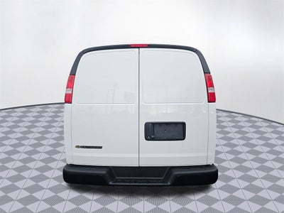 2025 Chevrolet Express Cargo 3500 WT