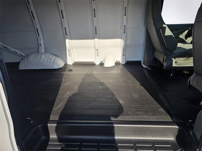 2025 Chevrolet Express Cargo 3500 WT