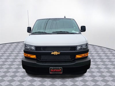 2025 Chevrolet Express Cargo 3500 WT