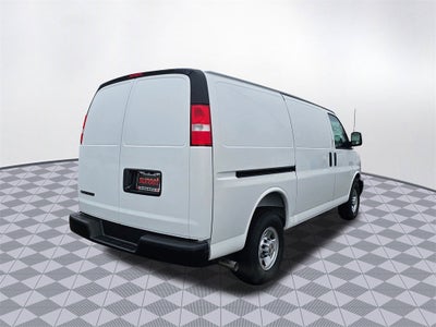 2025 Chevrolet Express Cargo 3500 WT