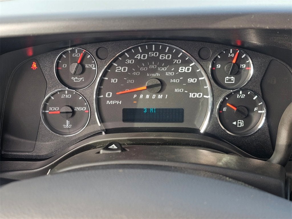 2025 Chevrolet Express Cargo 3500 WT