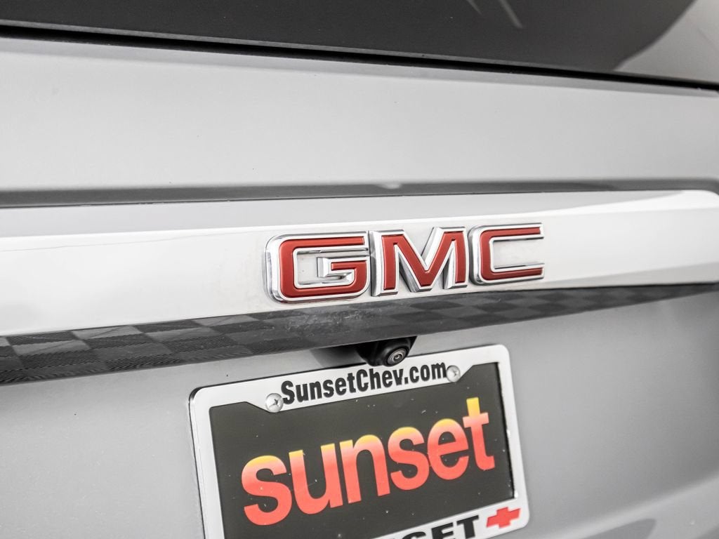 2024 GMC Yukon SLT