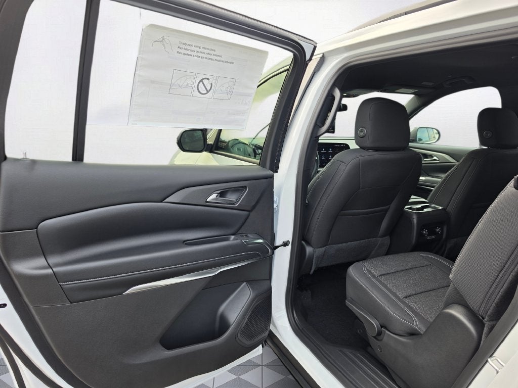 2027 Chevrolet Traverse LT - Photo 18