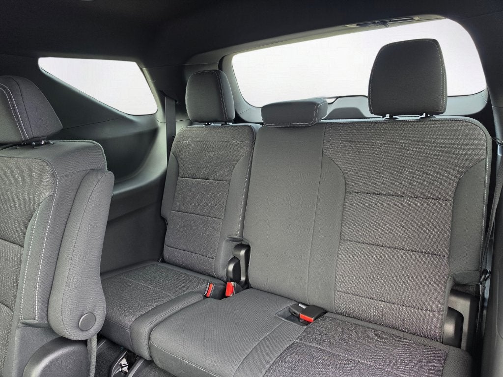 2027 Chevrolet Traverse LT - Photo 21