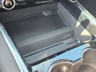 2025 Chevrolet Suburban LS