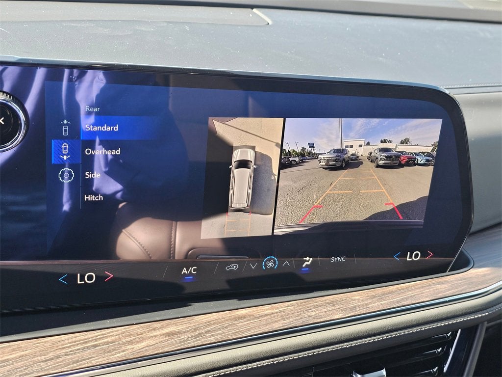 2025 Chevrolet Suburban LS