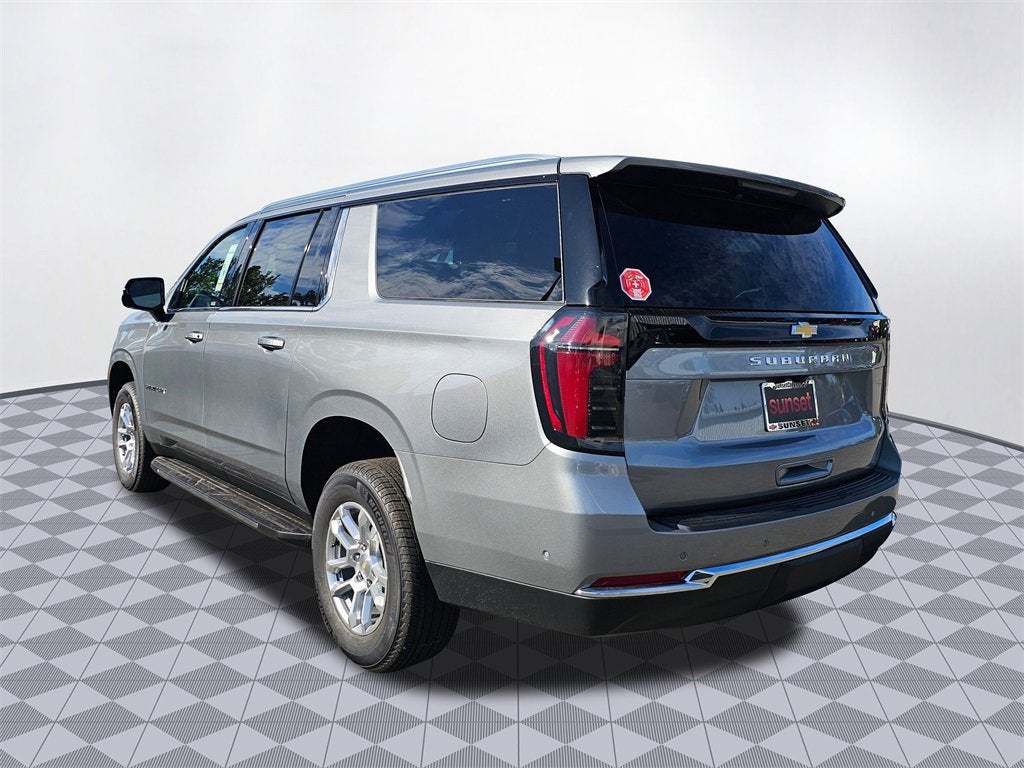 2025 Chevrolet Suburban LS