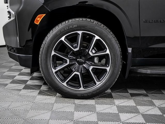 2024 Chevrolet Suburban RST