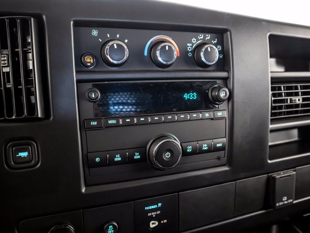 2025 GMC Savana Cargo Work Van