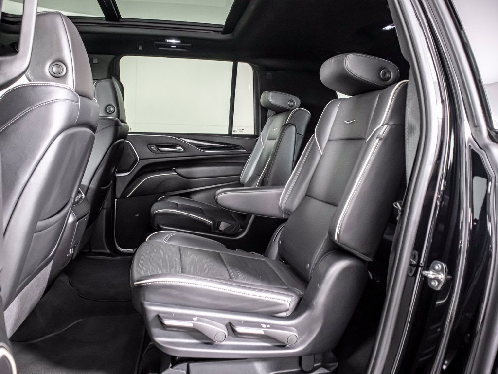 2023 Cadillac Escalade ESV 4WD Sport