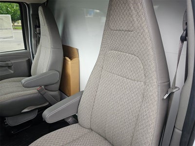 2024 Chevrolet Express Cutaway 4500 2WT
