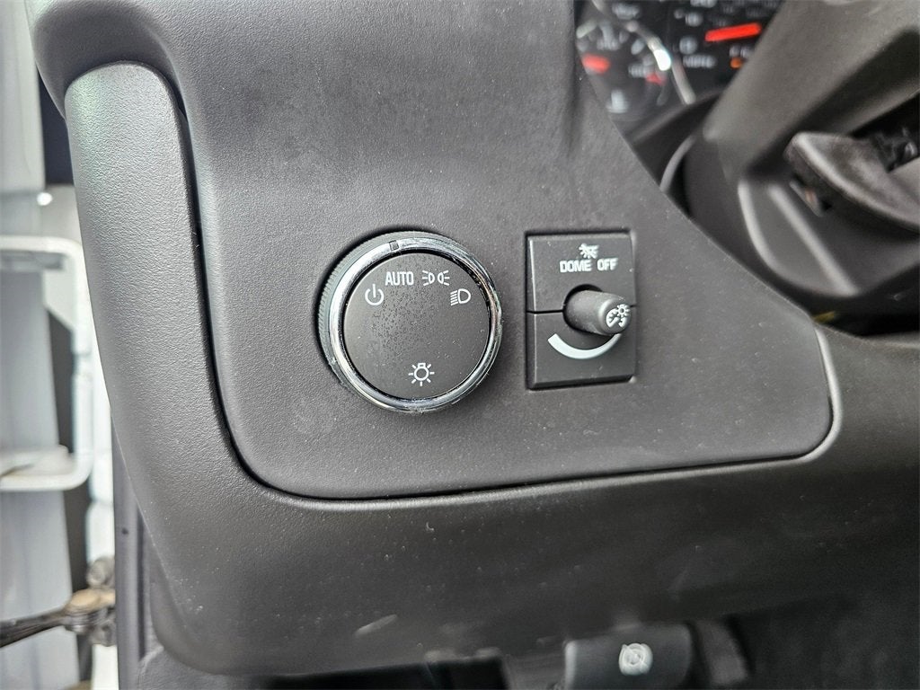 2024 Chevrolet Express Cutaway 4500 2WT