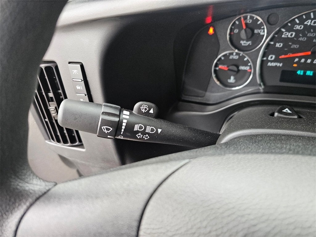 2024 Chevrolet Express Cutaway 4500 2WT