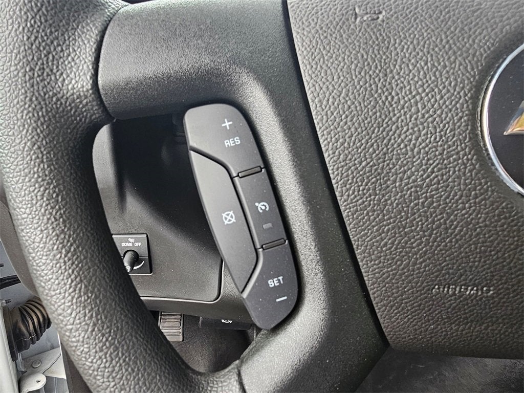 2024 Chevrolet Express Cutaway 4500 2WT