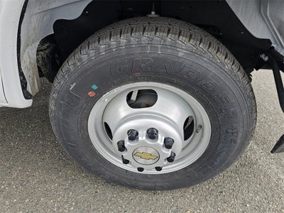 2024 Chevrolet Express Cutaway 4500 2WT