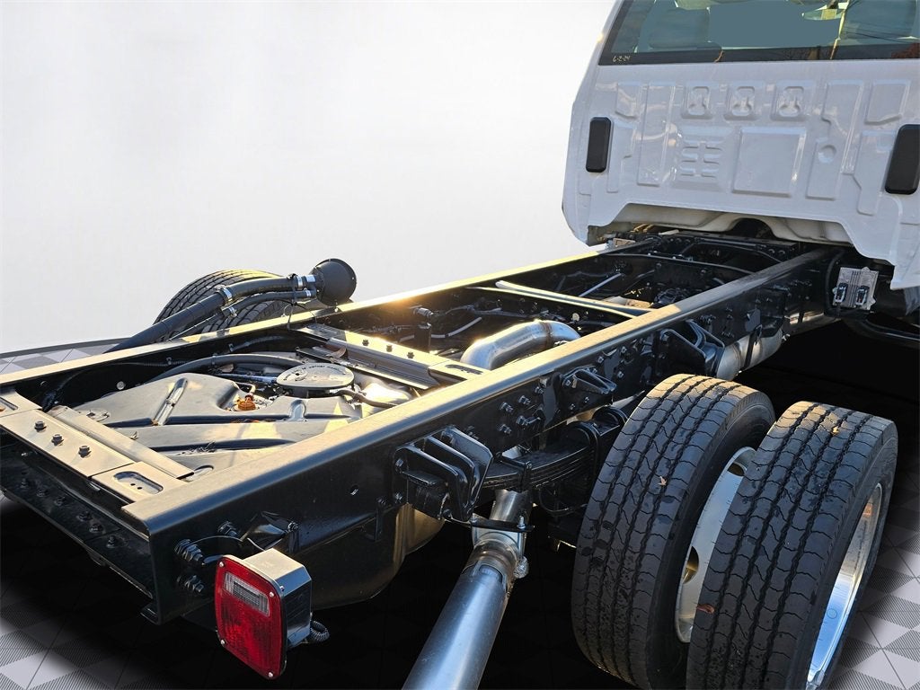 2024 Chevrolet Silverado 4500 HD Work Truck