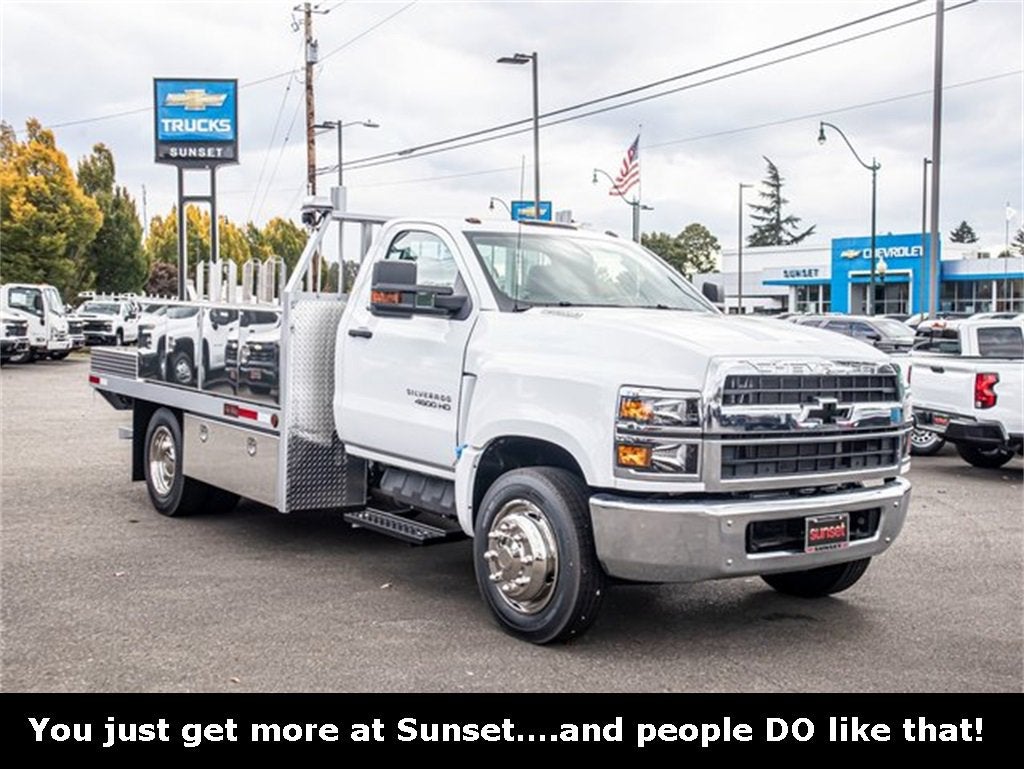 2024 Chevrolet Silverado 4500 HD Work Truck