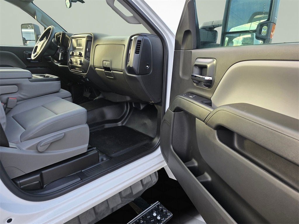 2024 Chevrolet Silverado 4500 HD Work Truck